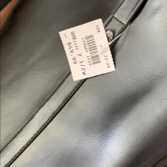 SOLD⭐️ - Picture 4 of 4